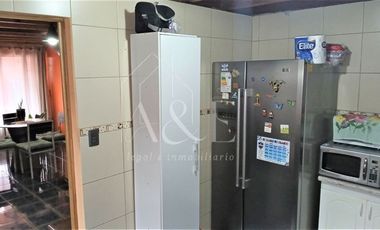 Casa en Venta en Entre Av. José Joaquín Pérez con Av. La Estrella