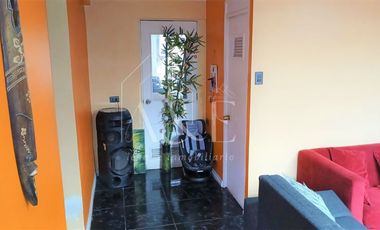 Casa en Venta en Entre Av. José Joaquín Pérez con Av. La Estrella