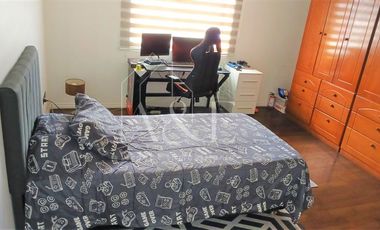 Casa en Venta en Entre Av. José Joaquín Pérez con Av. La Estrella