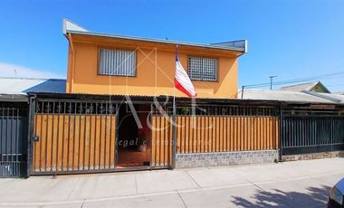 Casa en Venta en Entre Av. José Joaquín Pérez con Av. La Estrella
