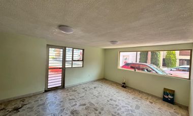 RENTA CASA EN SANTIAGUITO, METEPEC, MÉXICO