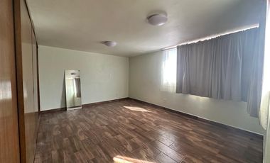 RENTA CASA EN SANTIAGUITO, METEPEC, MÉXICO