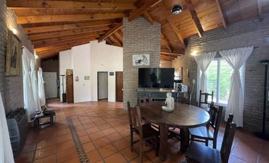 Casa en Venta Club de Campo los Quinchos - APTO CREDITO