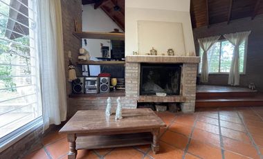 Casa en Venta Club de Campo los Quinchos - APTO CREDITO