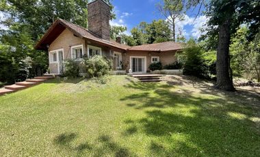 Casa en Venta Club de Campo los Quinchos - APTO CREDITO