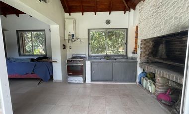 Casa en Venta Club de Campo los Quinchos - APTO CREDITO