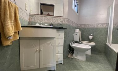 Casa en Venta Club de Campo los Quinchos - APTO CREDITO