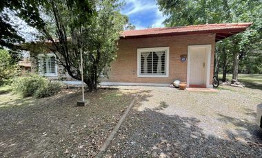 Casa en Venta Club de Campo los Quinchos - APTO CREDITO