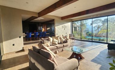 CASA EN RENTA CERCA DE AVANDARO Y ACATITLAN