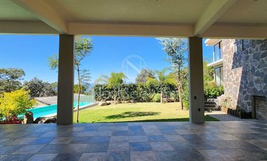 CASA EN RENTA CERCA DE AVANDARO Y ACATITLAN