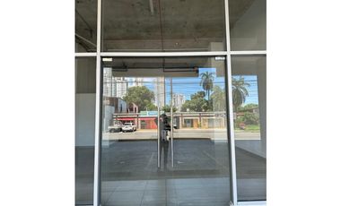 ALQUILER LOCAL AMPLIO ORILLA DE CALLE PARQUE LEFEVRE AVE PRINCIPAL