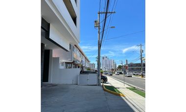 ALQUILER LOCAL AMPLIO ORILLA DE CALLE PARQUE LEFEVRE AVE PRINCIPAL