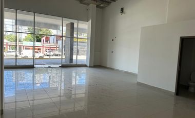 ALQUILER LOCAL AMPLIO ORILLA DE CALLE PARQUE LEFEVRE AVE PRINCIPAL