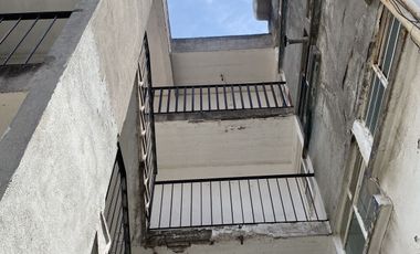 SE VENDE EDIFICIO EXCELENTE PARA INVERSIONISTA 6 DPTOS