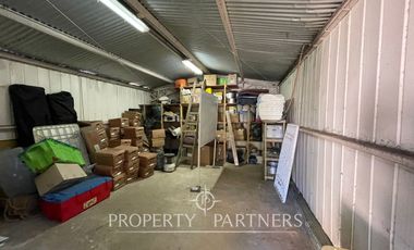 Se vende gran oficina en  sector Av Alemania
