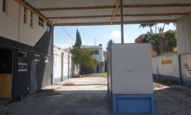 Renta de Terreno con Oficinas en el boulevard Hermanos Serdán...