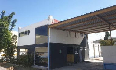 Renta de Terreno con Oficinas en el boulevard Hermanos Serdán...