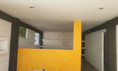 Renta de Terreno con Oficinas en el boulevard Hermanos Serdán...