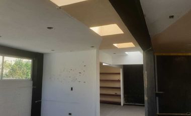 Renta de Terreno con Oficinas en el boulevard Hermanos Serdán...