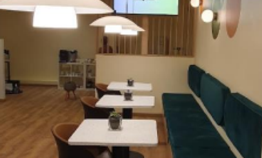 Local Comercial en Arriendo en Camino el Alba con Av. La Plaza