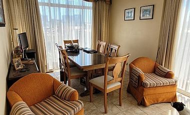 VENDO DEPTO EN PLENO CENTRO IDEAL PARA REMODELACIÓN.