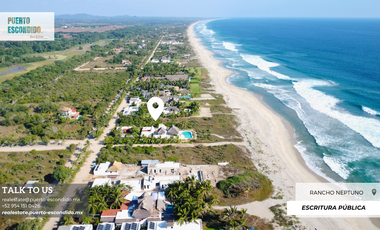 Terreno Frente al Mar en Rancho Neptuno, Potencial Ilimitado.