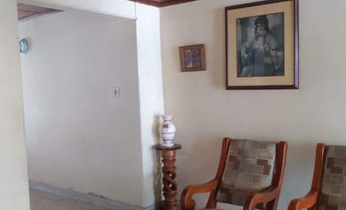 Casa completamente remodelada con excelente ubicacion