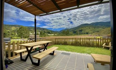 Venta Casa Campestre NUEVA unidad cerrada El Retiro