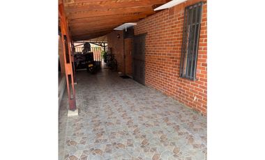 Se vende casa en Hacienda el castillo