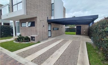 VENDO CASA CAMPESTRE 152 M2 MERLOT CHA | 025