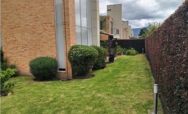 VENDO CASA CAMPESTRE 254 M2 LA ESPERANZA E1 | 023 |