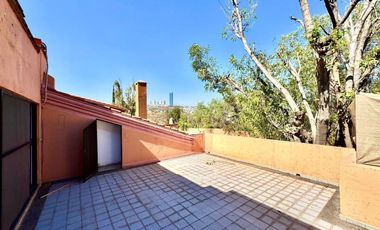 RESIDENCIA EN RENTA EN BALCONES DEL CAMPESTRE