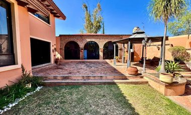 RESIDENCIA EN RENTA EN BALCONES DEL CAMPESTRE