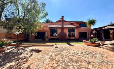 RESIDENCIA EN RENTA EN BALCONES DEL CAMPESTRE