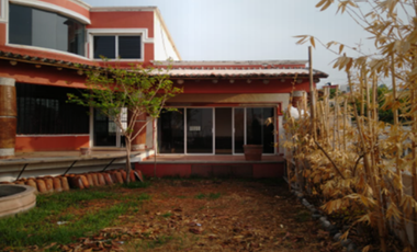 BURGOS BUGAMBILIAS CASA VENTA TEMIXCO MORELOS