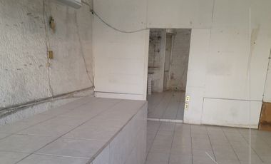 EDIFICIO EN VENTA EN COL. CENTRO, TEPIC, NAY