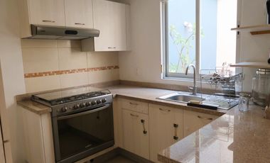 Venta de casa en condominio en San Pedro de Los Pinos