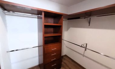 Venta de casa en condominio en San Pedro de Los Pinos