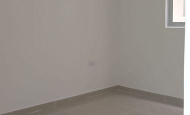 Ven a visitar este bonito apartamento para estrenar .