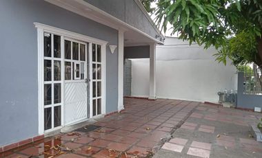 Tu Negocio, tu Espacio: Casa Comercial en Punto Estrategico