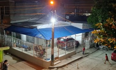 Casa para inversión con excelente ubicación