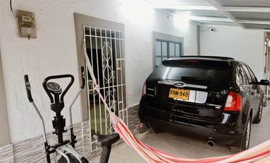 Casa para inversión con excelente ubicación