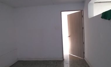 casa comercial muy amplia con excelente ubicación
