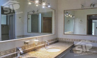 Residencia  en Venta en Villas de  San Miguel Saltillo