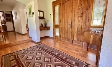 Casa en Arriendo en Otoñal / Quebrada Honda