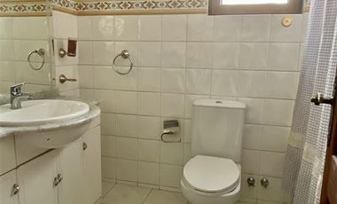 Casa en Arriendo en Otoñal / Quebrada Honda