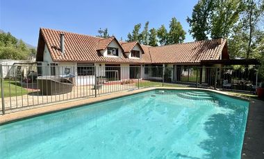 Casa en Arriendo en Otoñal / Quebrada Honda