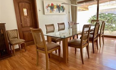 Casa en Arriendo en Otoñal / Quebrada Honda