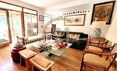 CASA CONDOMINIO, 4 DORM. SUITE, SERV, MARÍA MONVEL