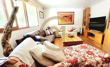 CASA CONDOMINIO, 4 DORM. SUITE, SERV, MARÍA MONVEL